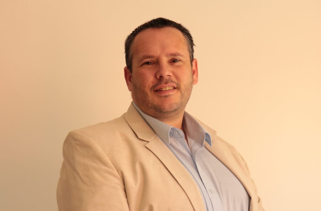 Martin Buzo